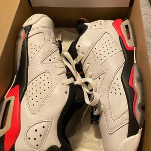 Air Jordan Retro 6 Low